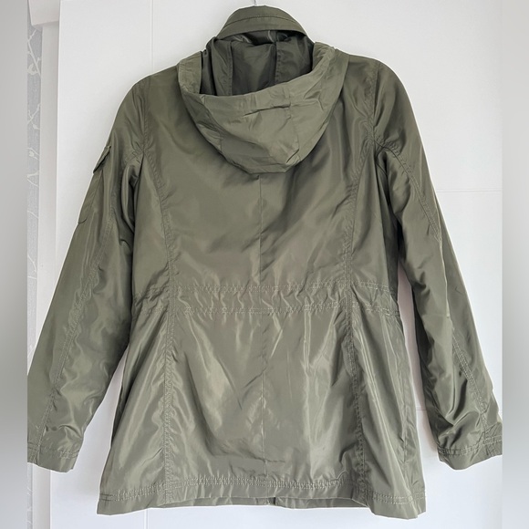 Vince Camuto rain jacket 👌👌❤️ - Picture 5 of 14